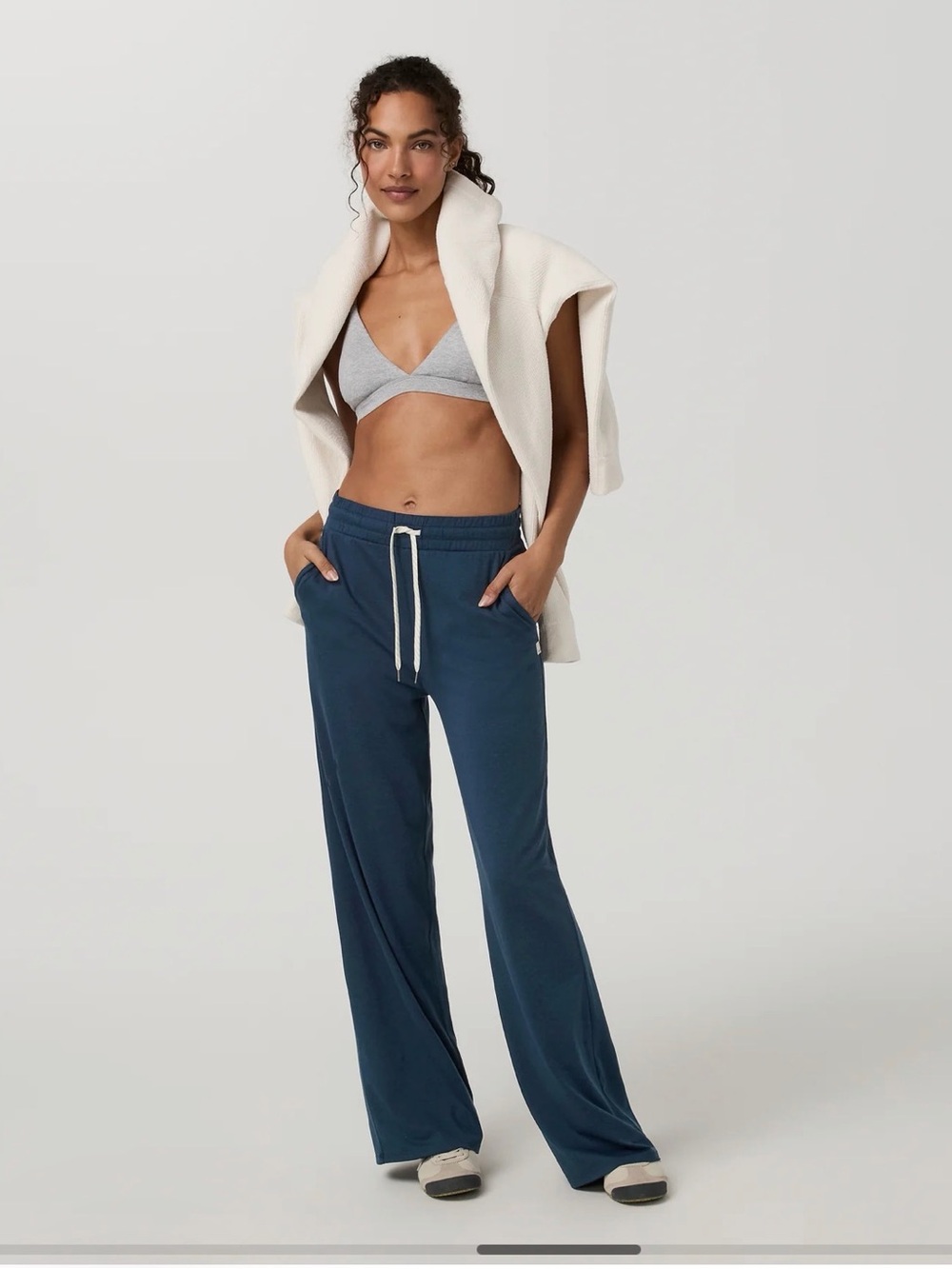 Vuori Halo Essential Wideleg Pant NWT